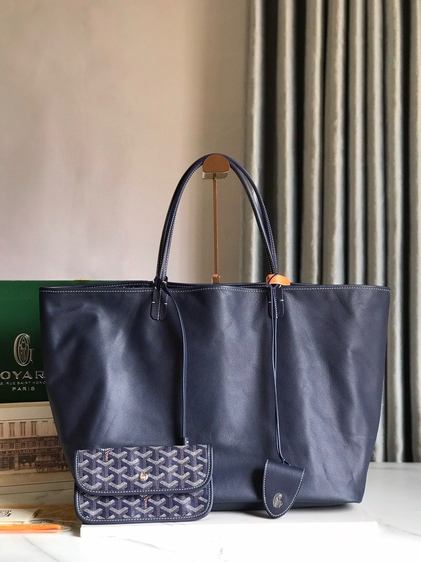 GOY REVERSIBLE ANJOU 39*32*19