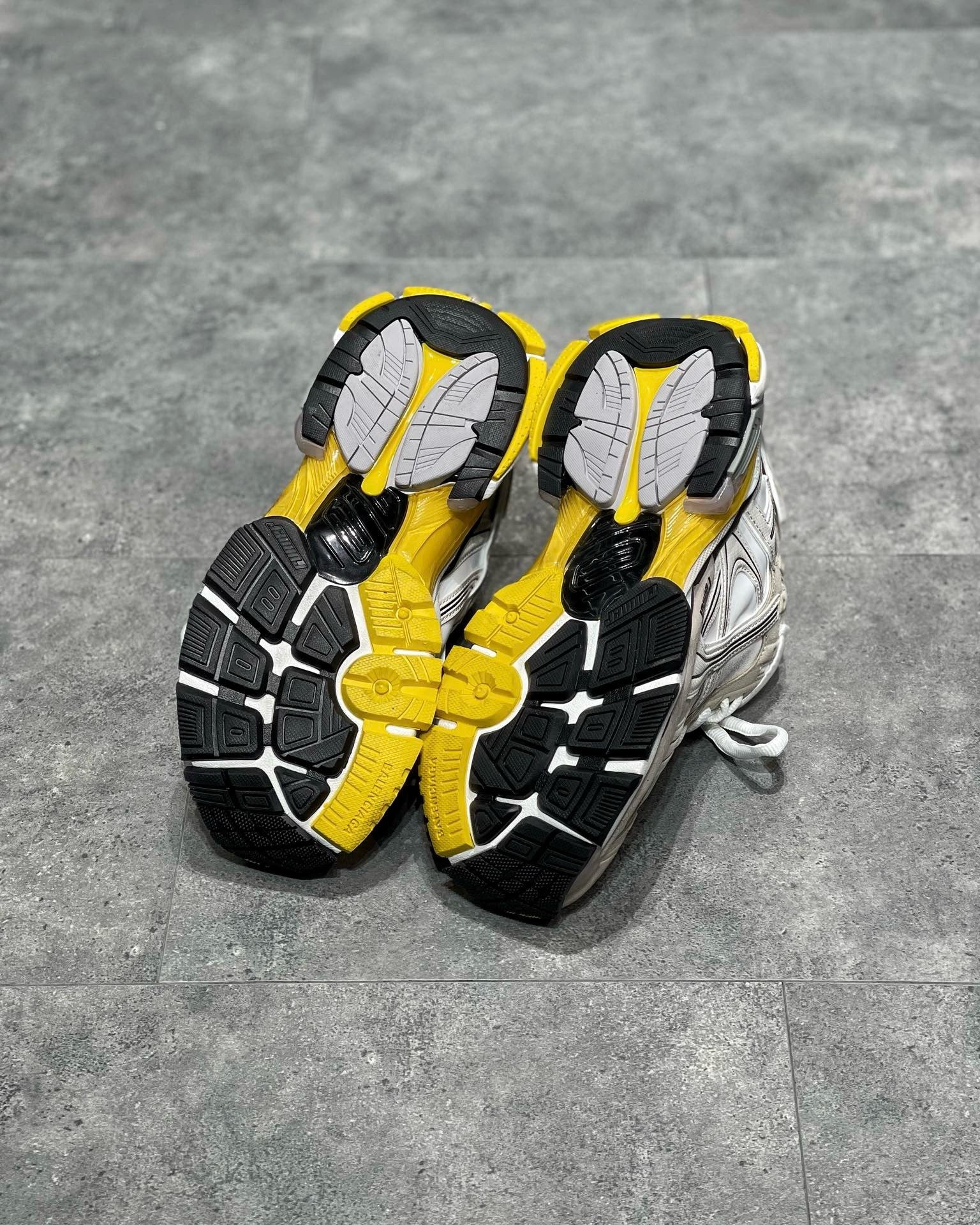 BLCG Sneakers