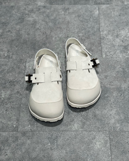 DIO Sandal