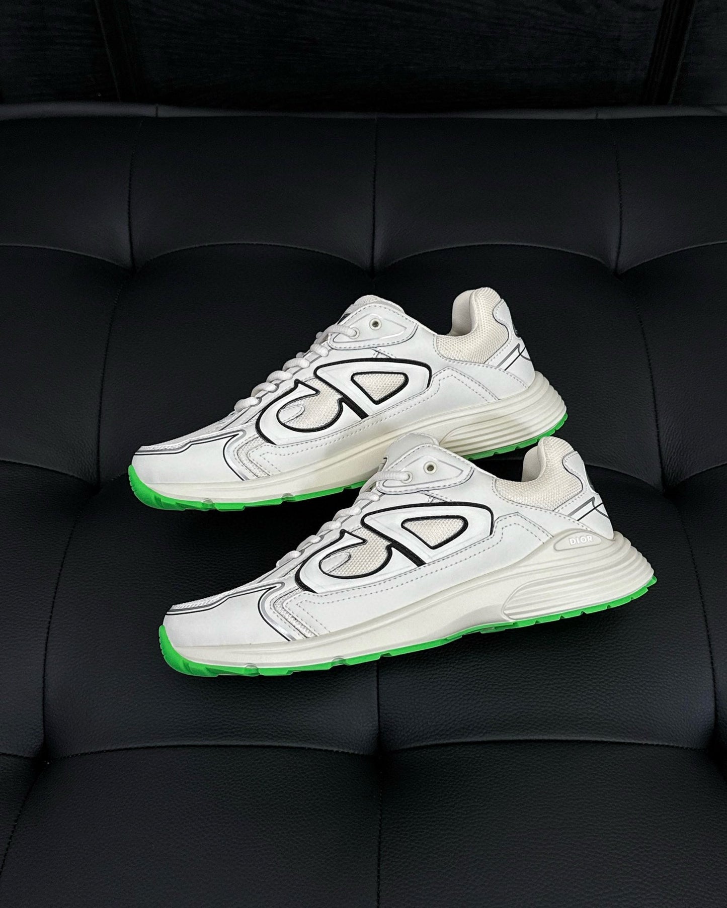 CD SNEAKERS