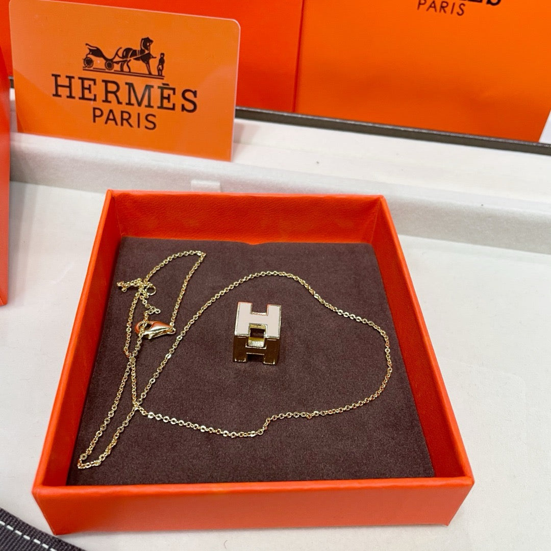 HERM Necklace