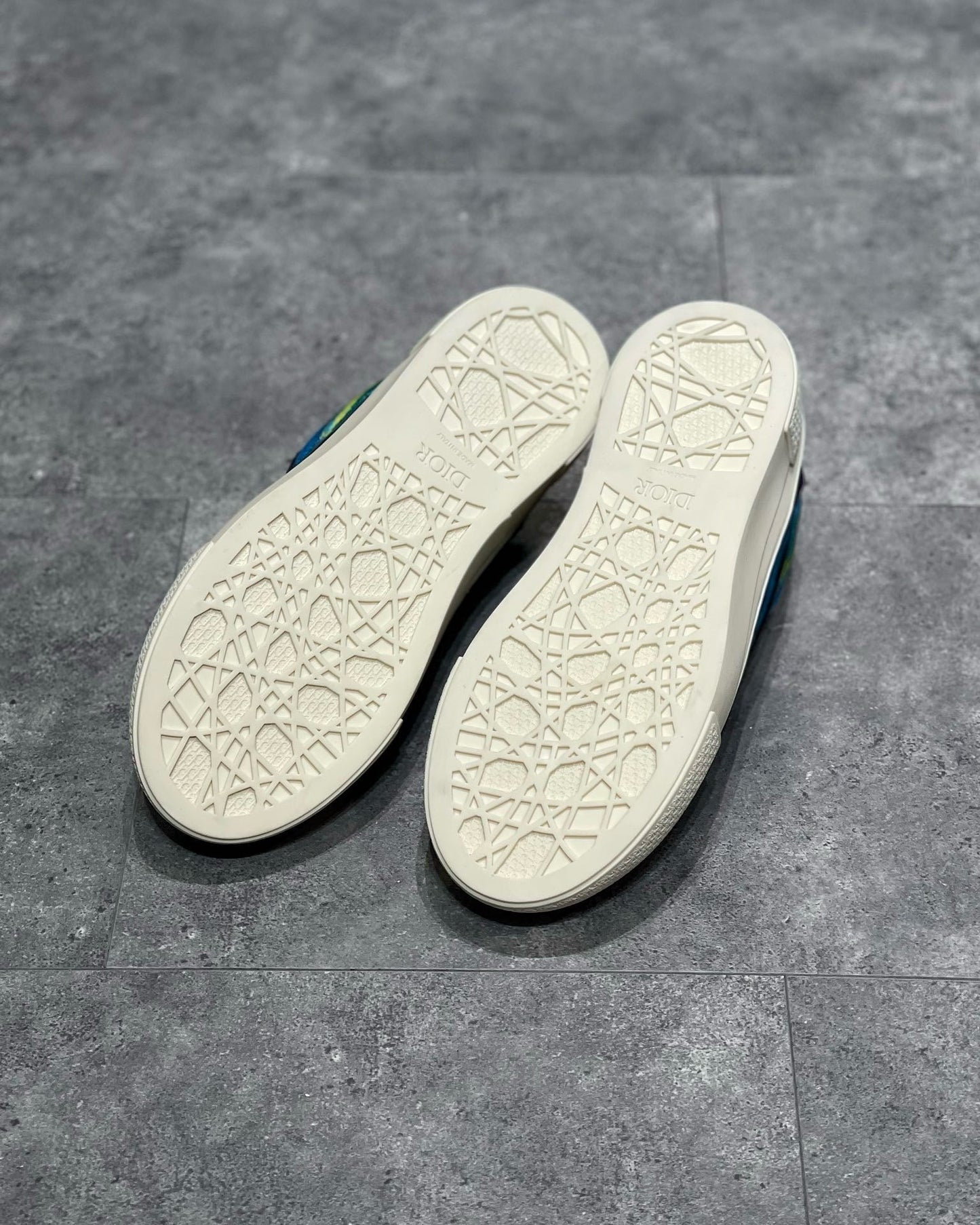 DIO Sneakers