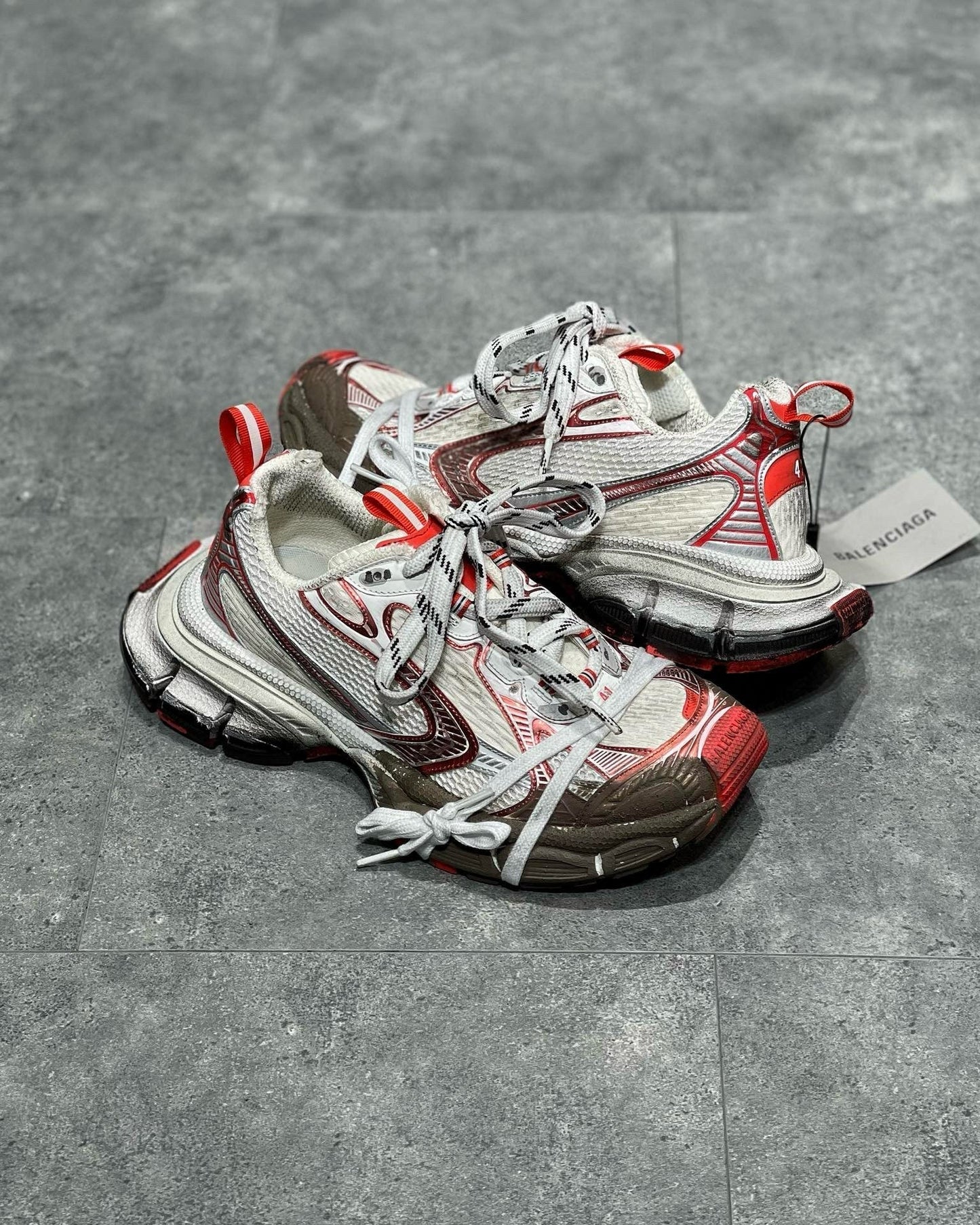 Sneakers & Shoes