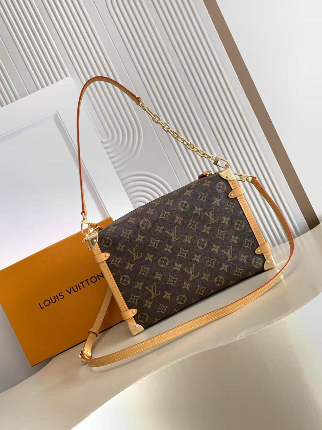 SIDE TRUNK GM 30 CM IN BROWN MONOGRAM CALFSKIN