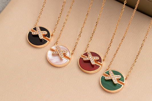 JEUX DE PINK GOLD DIAMOND NECKLACE