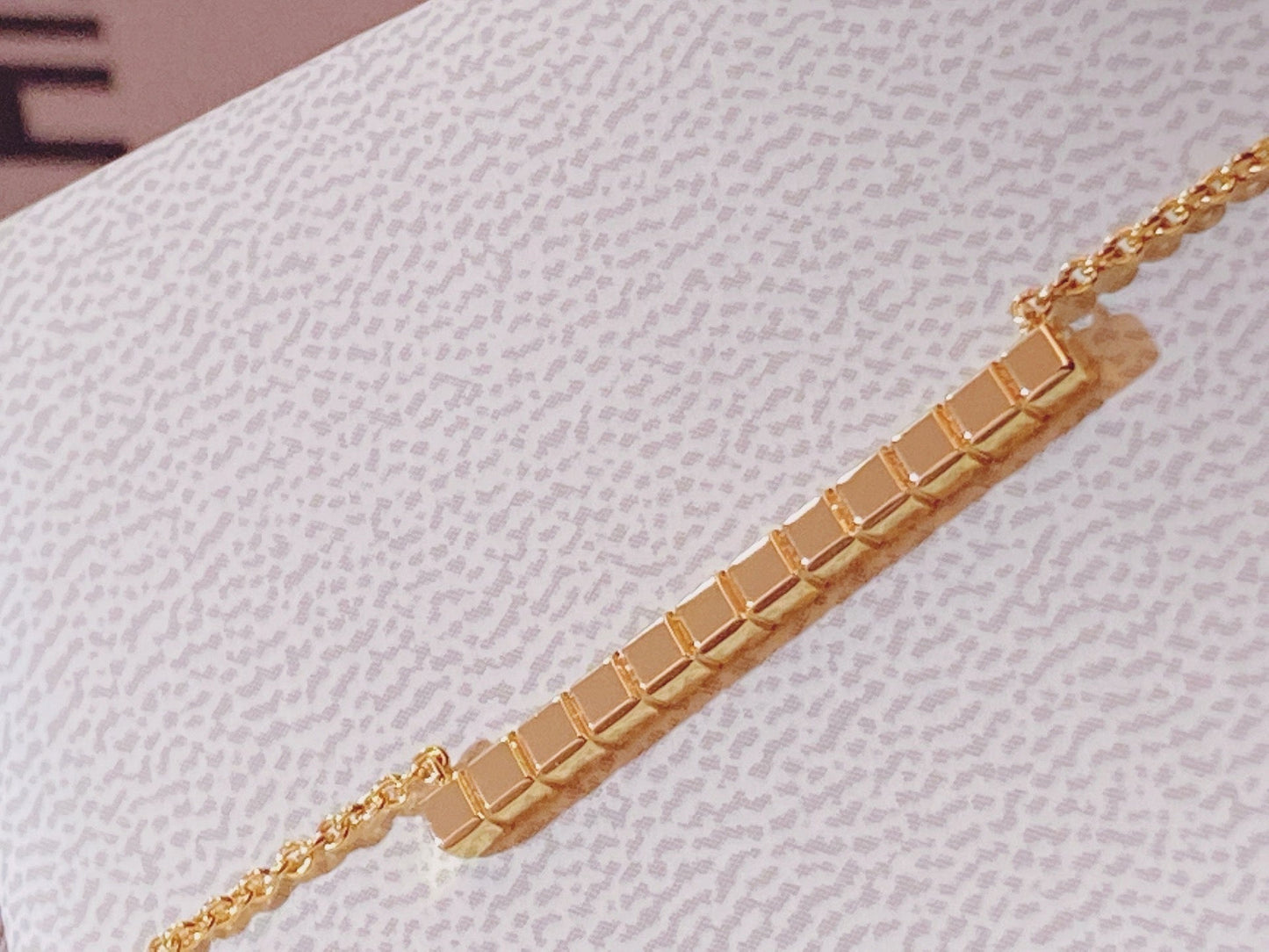 ICE CUBE NECKLACE