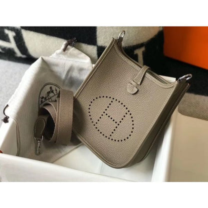 HERM Evelyne III TPM Bag In Taupe Clemence Leather
