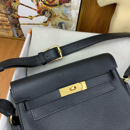 HERM Kelly Messenger Bag in Black Clemence Leather
