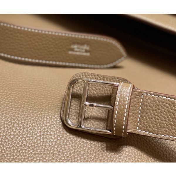 HERM Steve 30 Messenger Bag in Taupe Clemence Leather