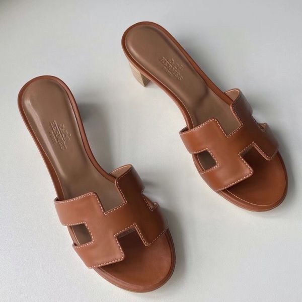 HERM Oasis Sandals In Gold Swift Leather