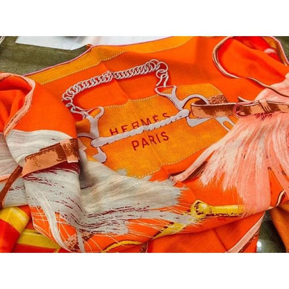 HERM Orange Projets Carres Shawl 140