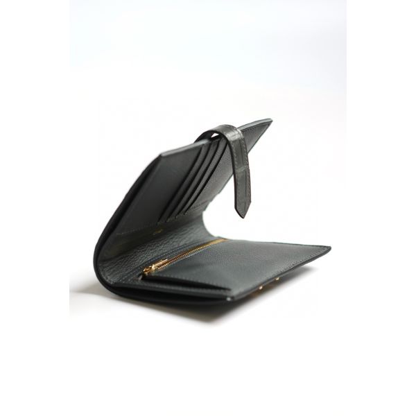HERM Bearn Compact Wallet in Graphite Matte Alligator Leather