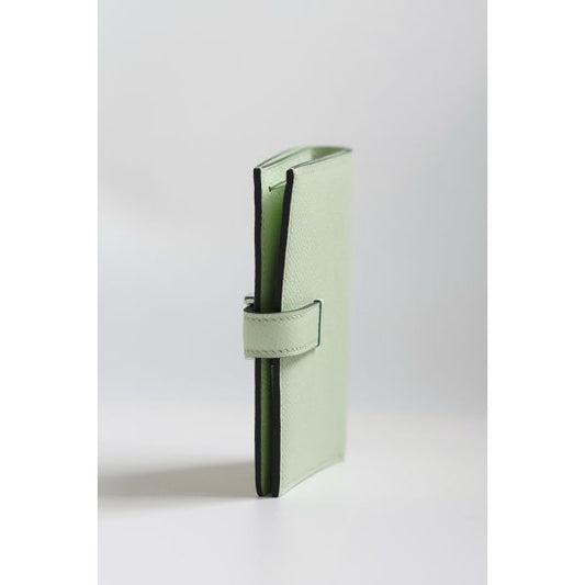 HERM Bearn Compact Handmade Wallet in Vert Fizz Epsom Calfskin