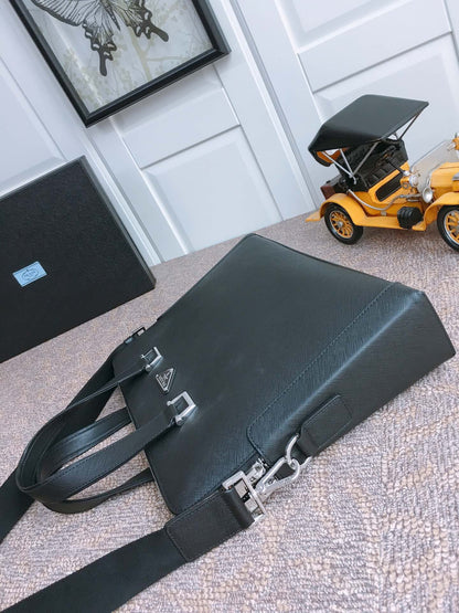 PRA Briefcases
