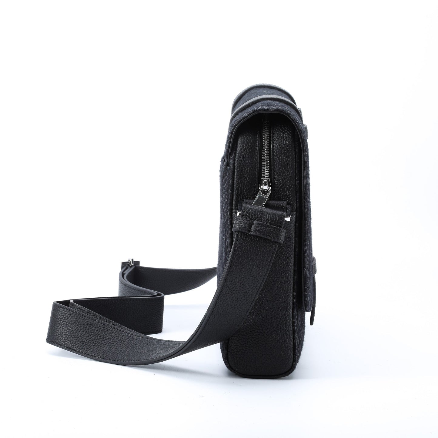 DIO Oblique Messenger Bags