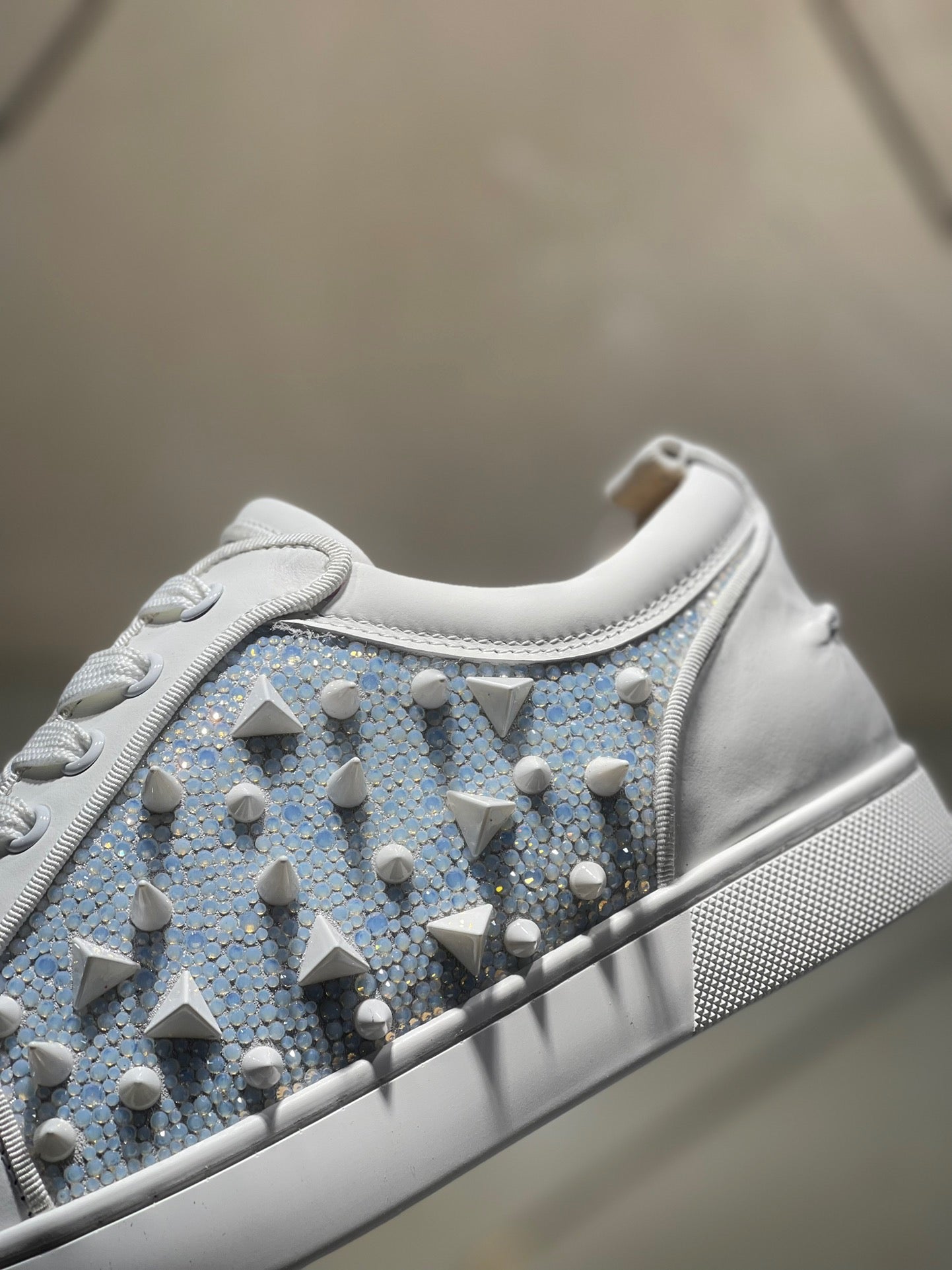 Sneakers & Shoes