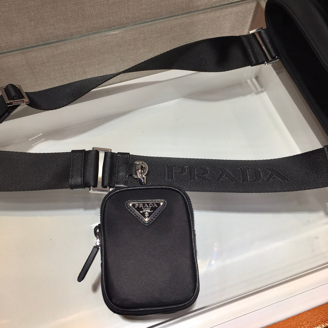 PRA Messenger Bag