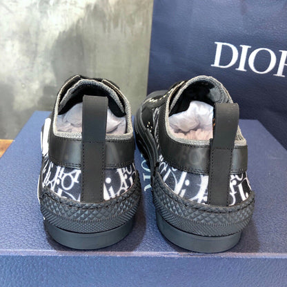 DIO Sneakers