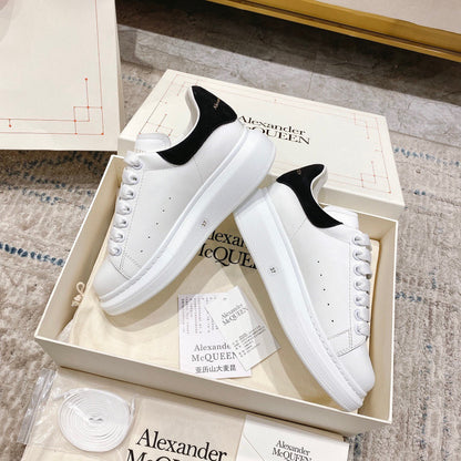 Sneakers & Shoes