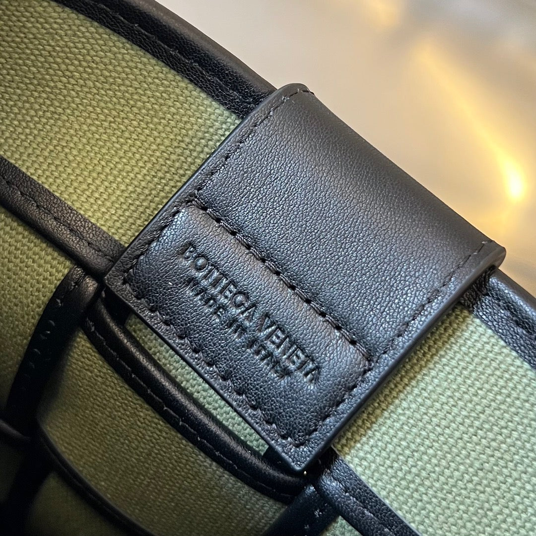 BV Sling Bag