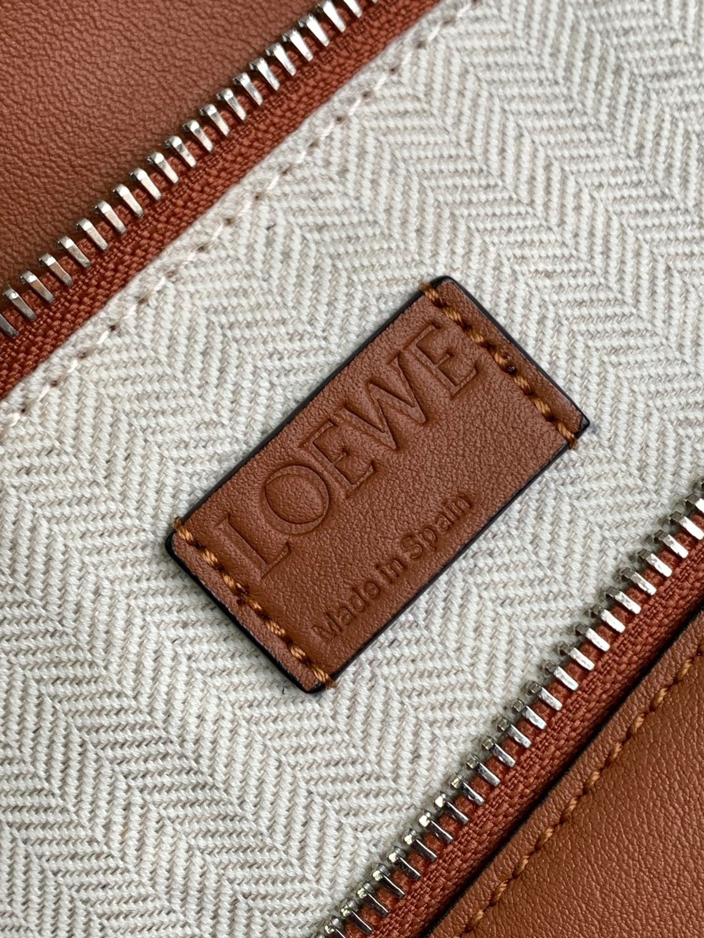 LO Puzzle Bag