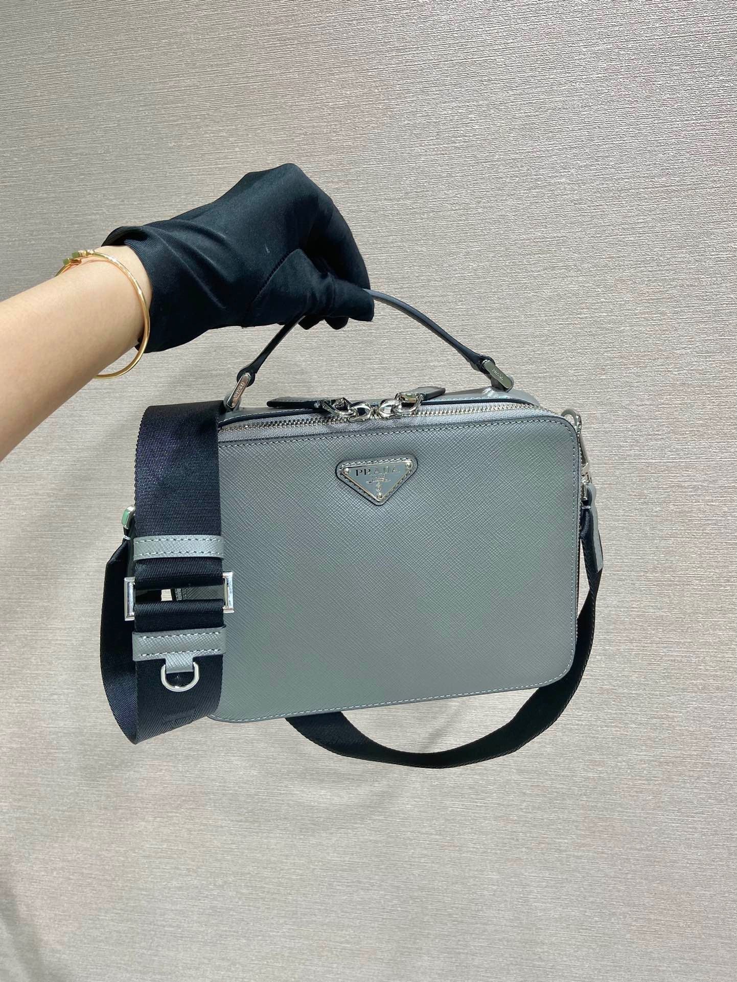 PRA Messenger Bag