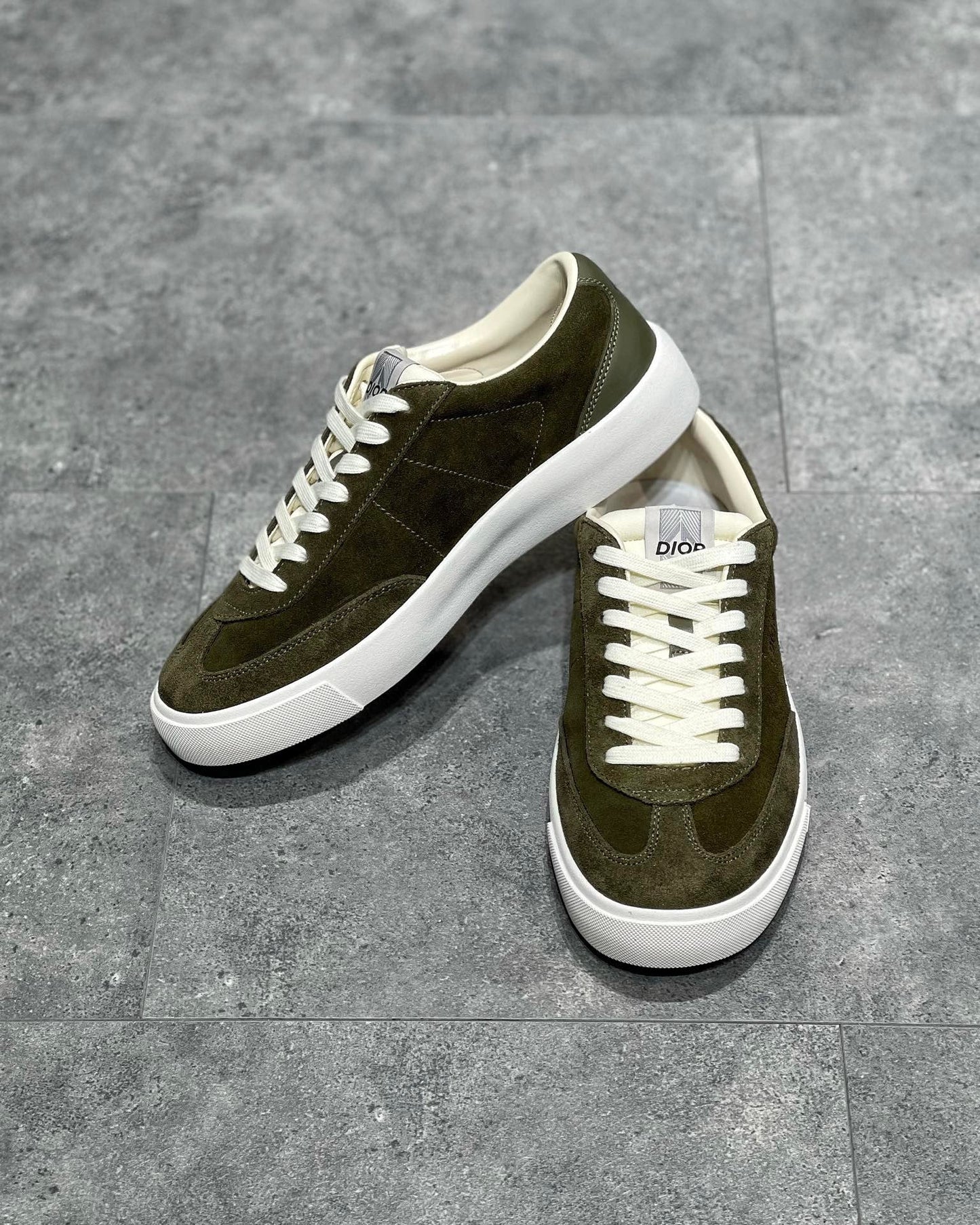 DIO Sneakers