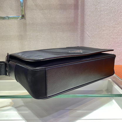 PRA Messenger Bag