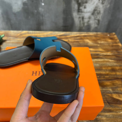 HERM Sandal
