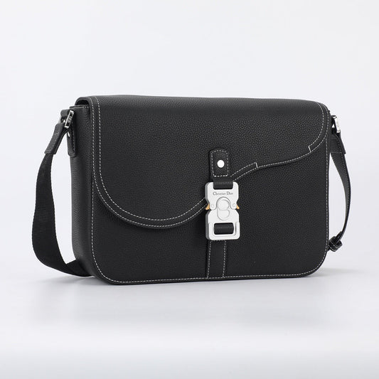 DIO Saddle Messenger Bag