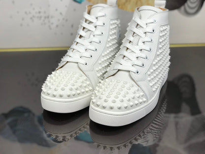 Sneakers & Shoes