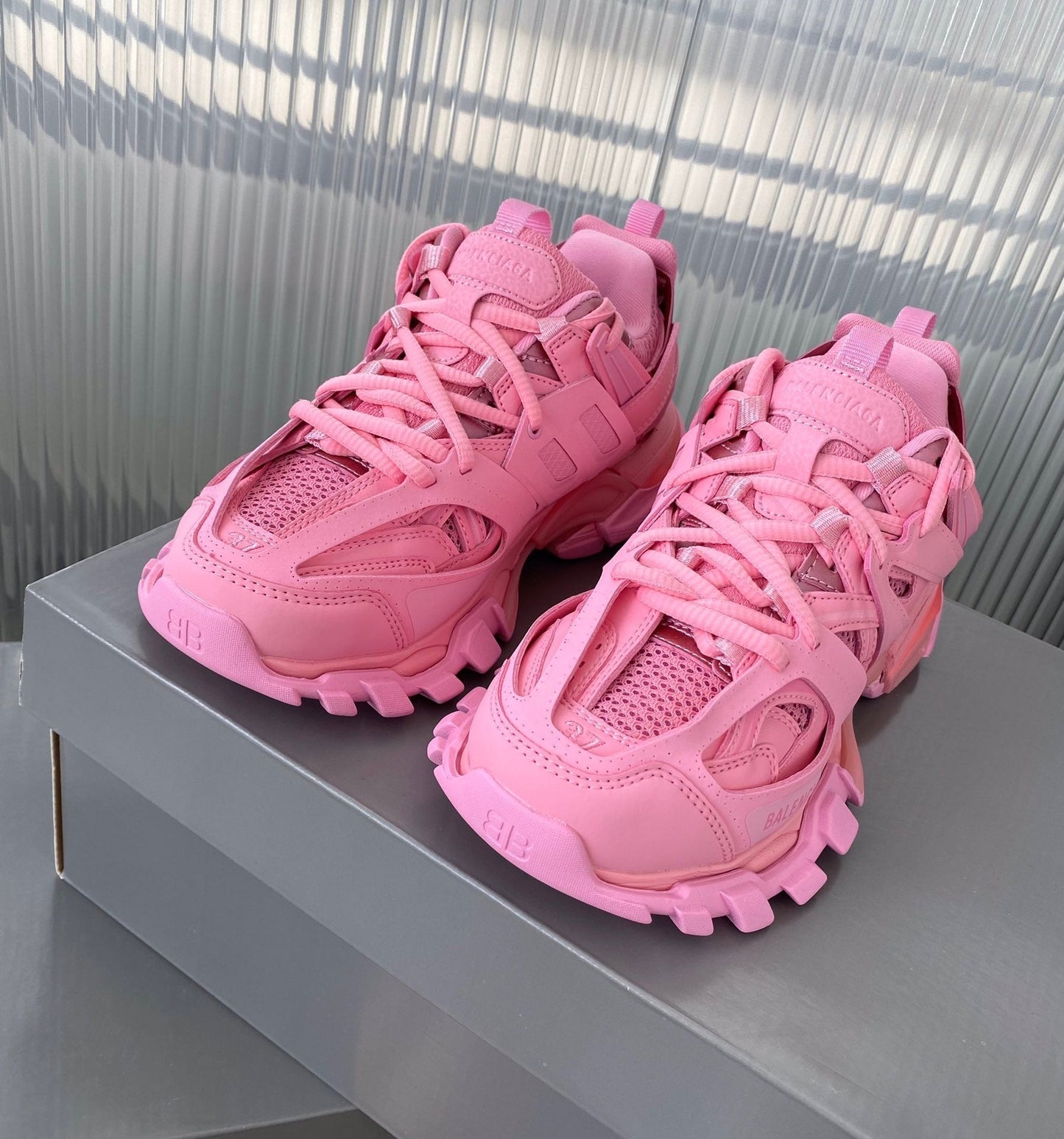 BLCG Sneakers
