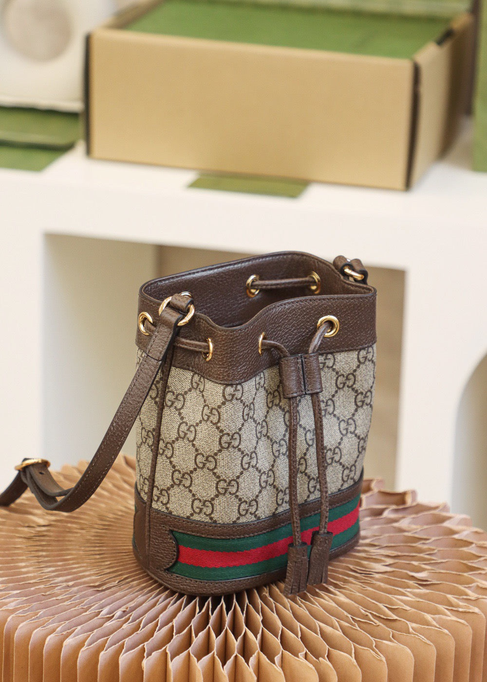 GUC Ophida Bucket