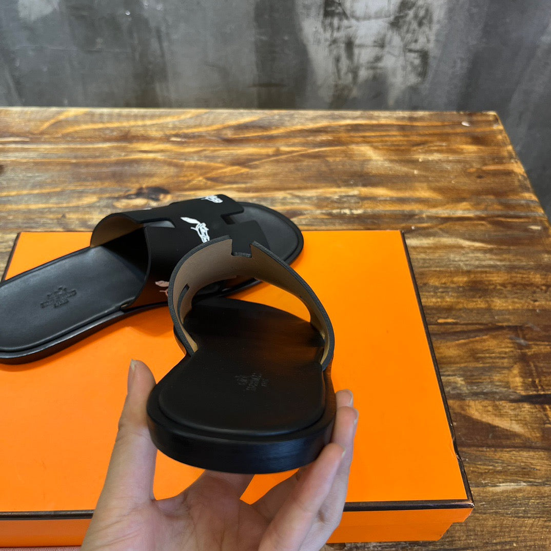 HERM Sandal