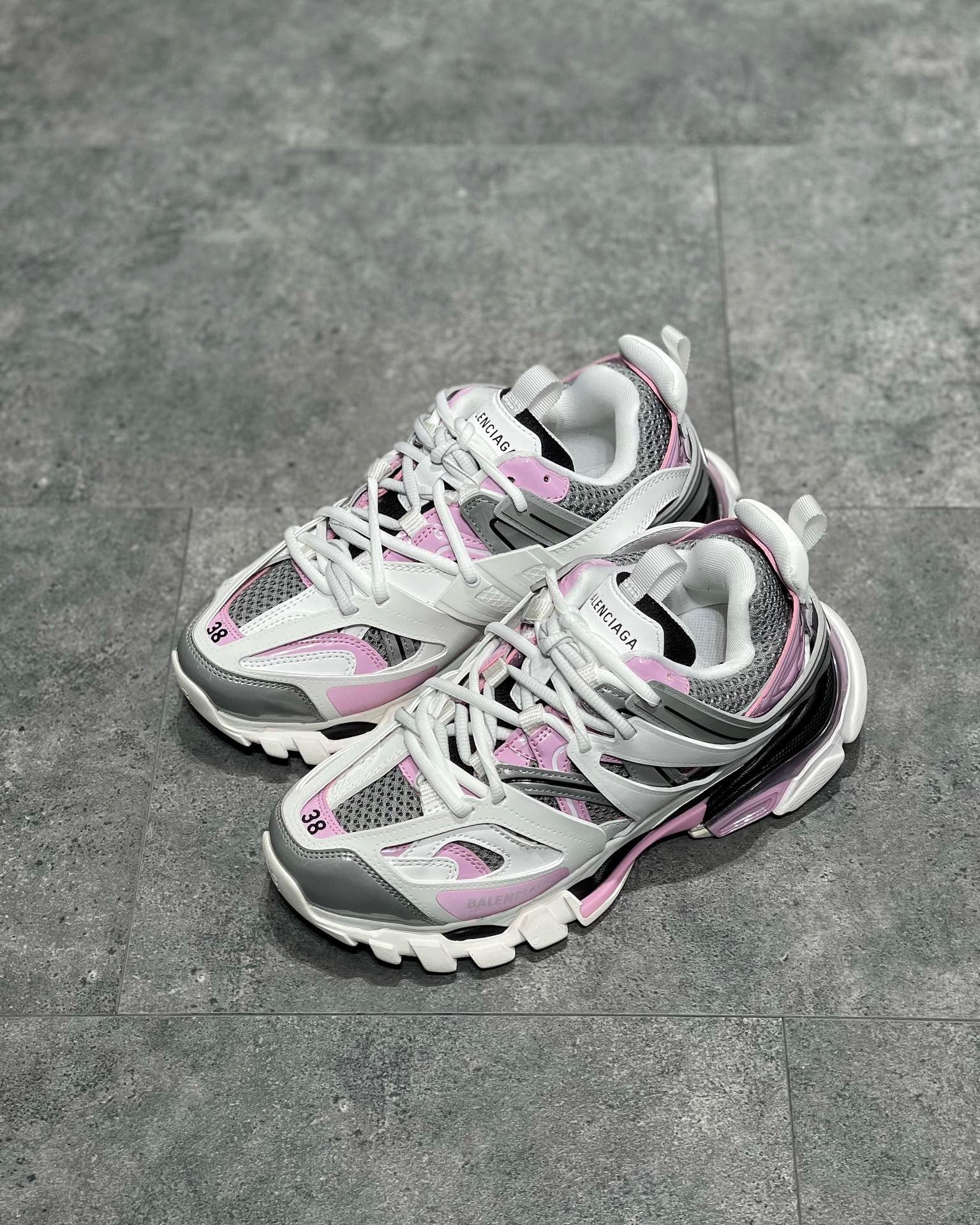 BLCG Sneakers