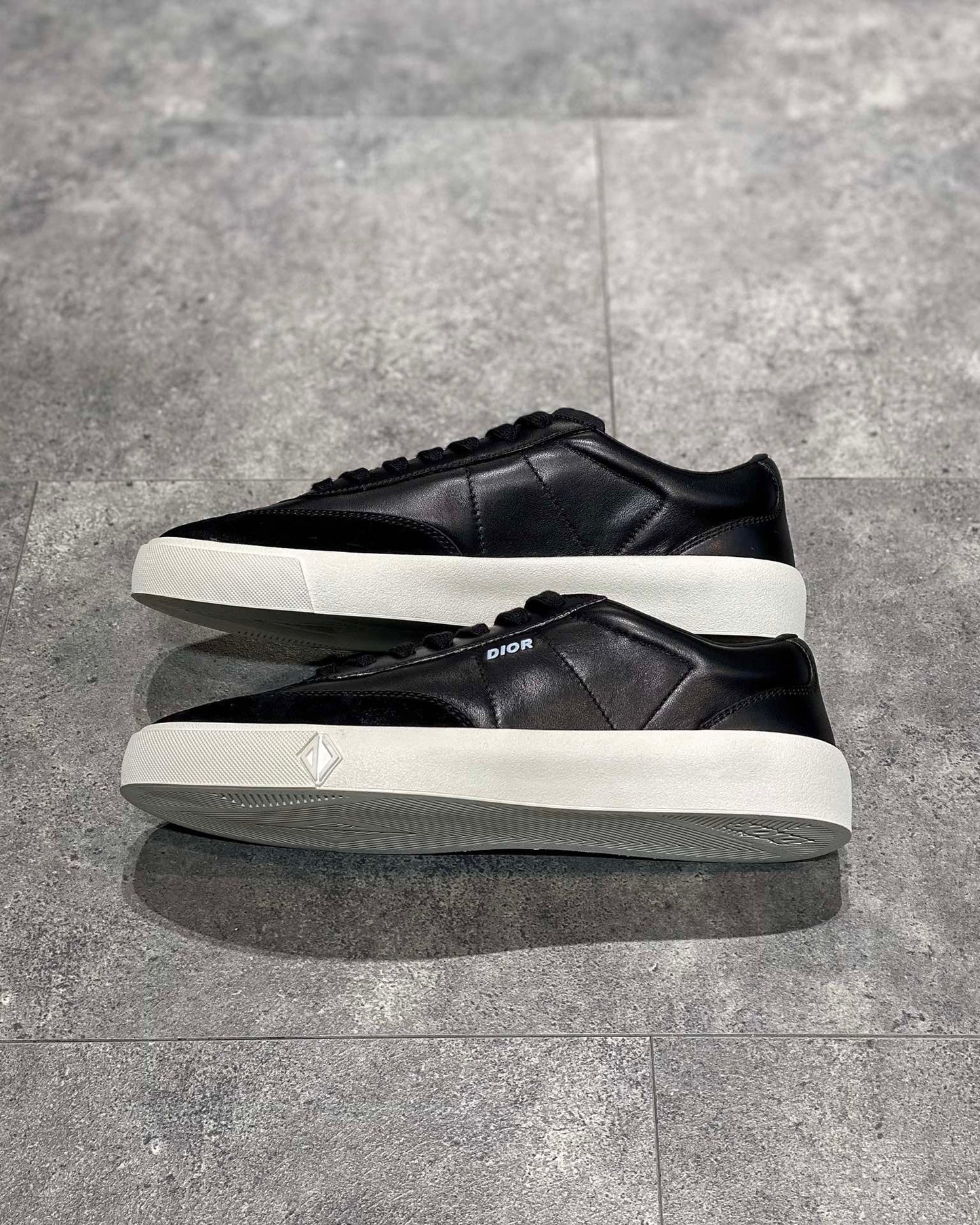 DIO Sneakers