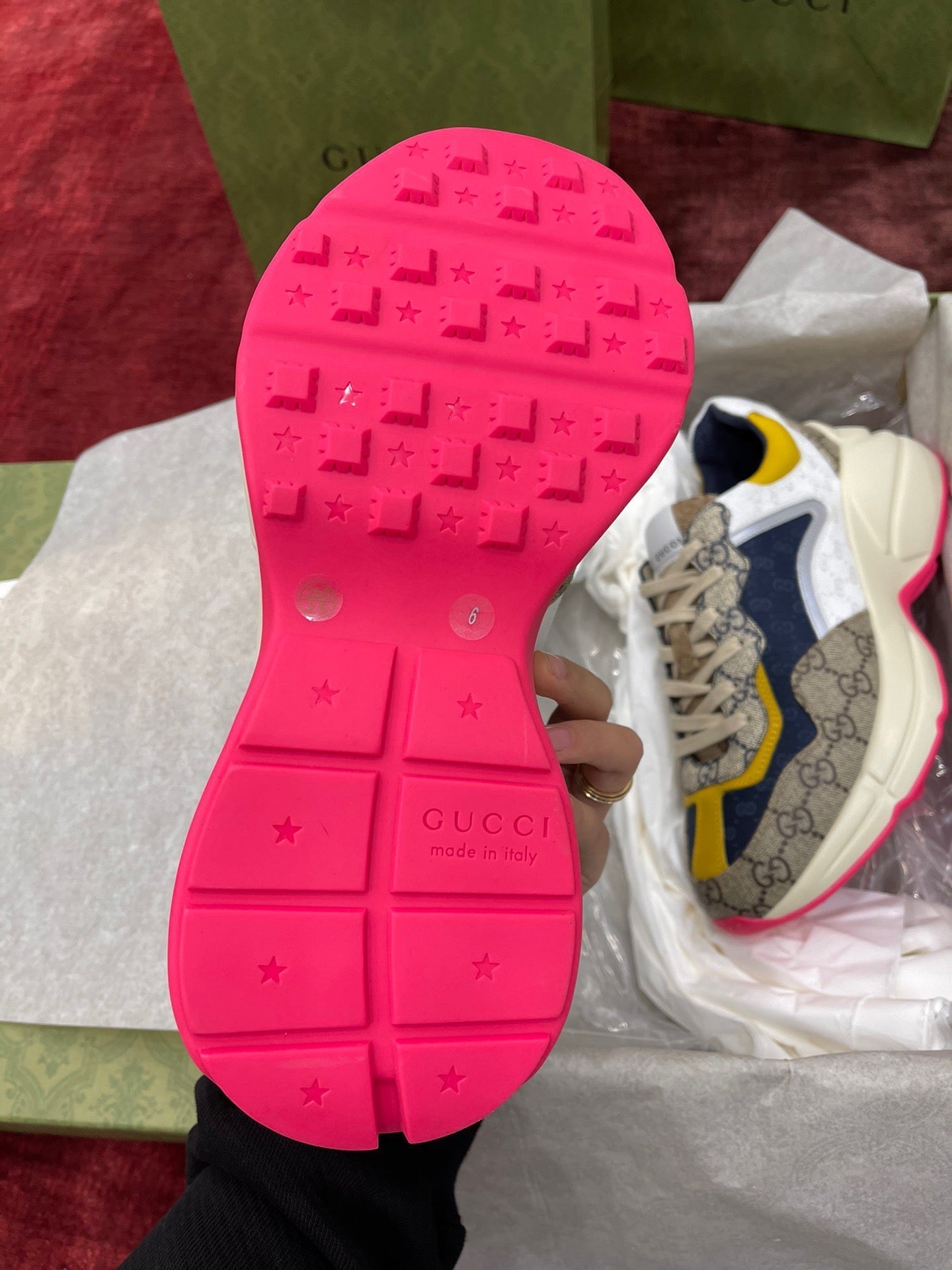 Sneakers & Shoes