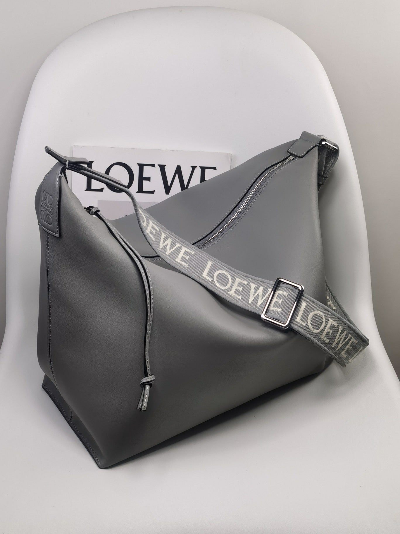 LO Messenger Bag