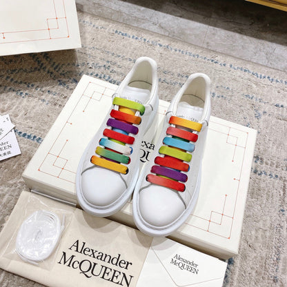 Sneakers & Shoes