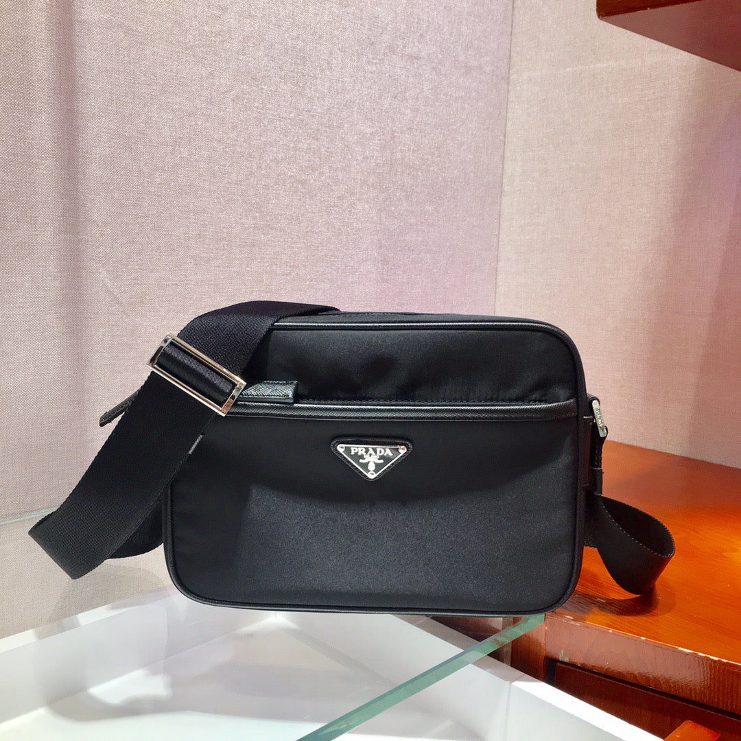 PRA Messenger Bag