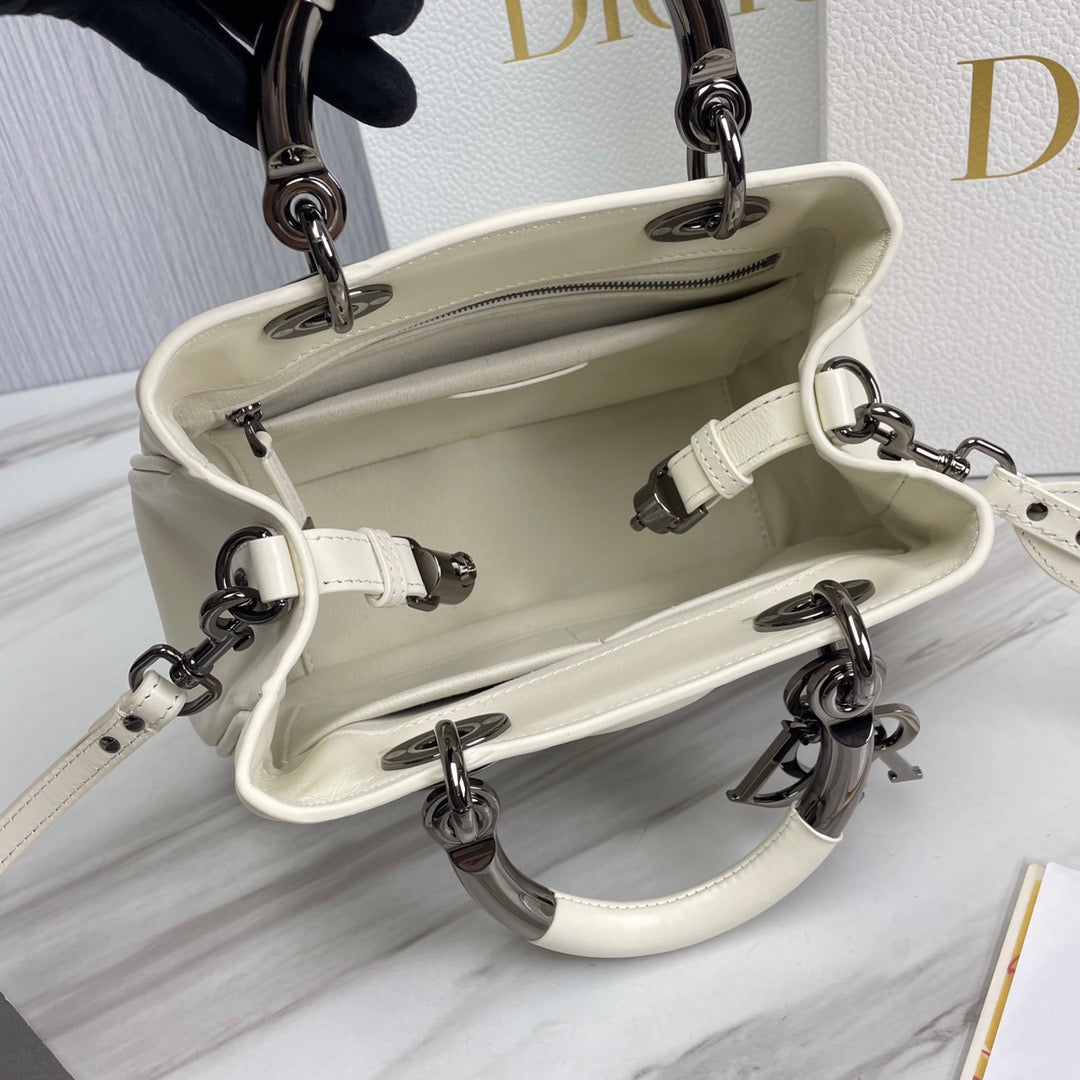 DIO Handbag