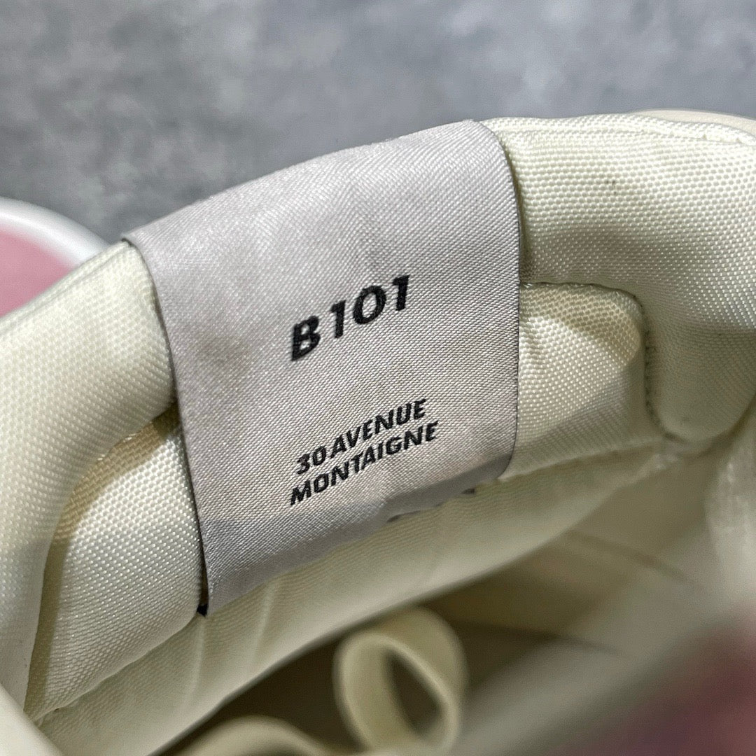 DIO Sneakers