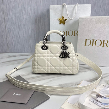 DIO Handbag