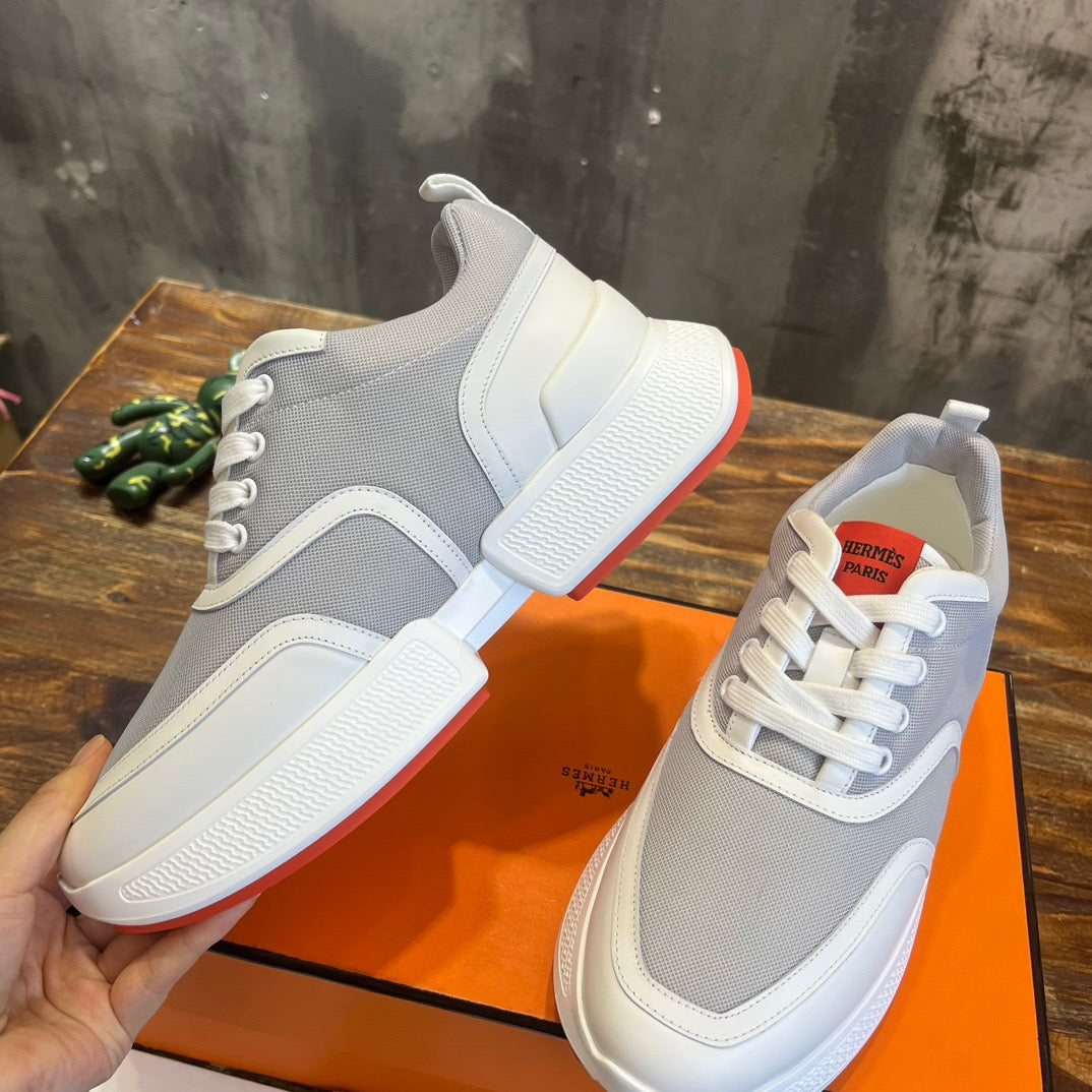 HERM Sneakers