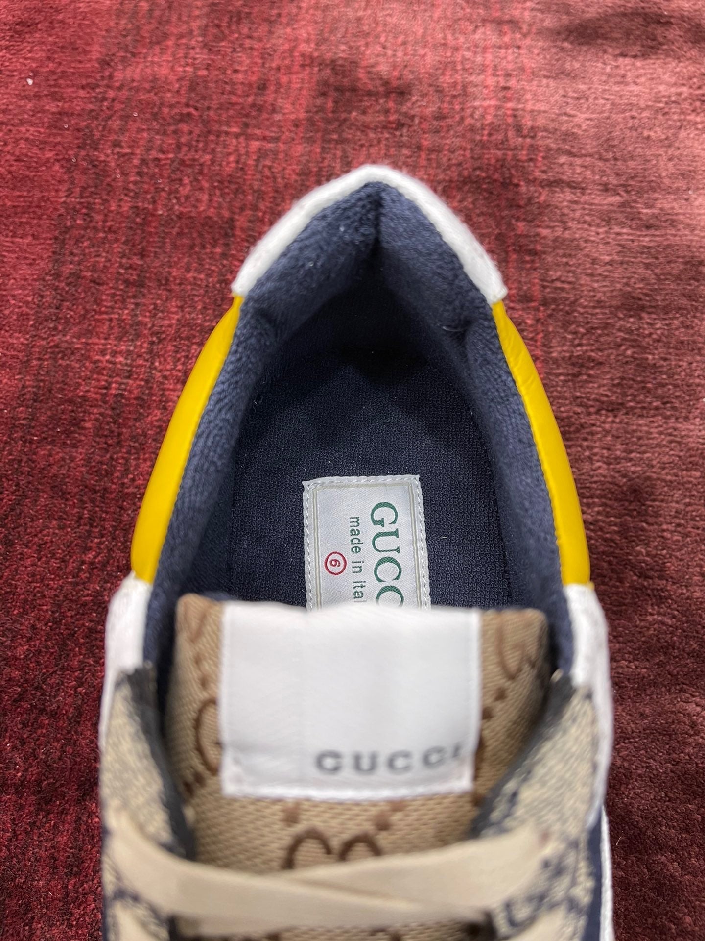 Sneakers & Shoes