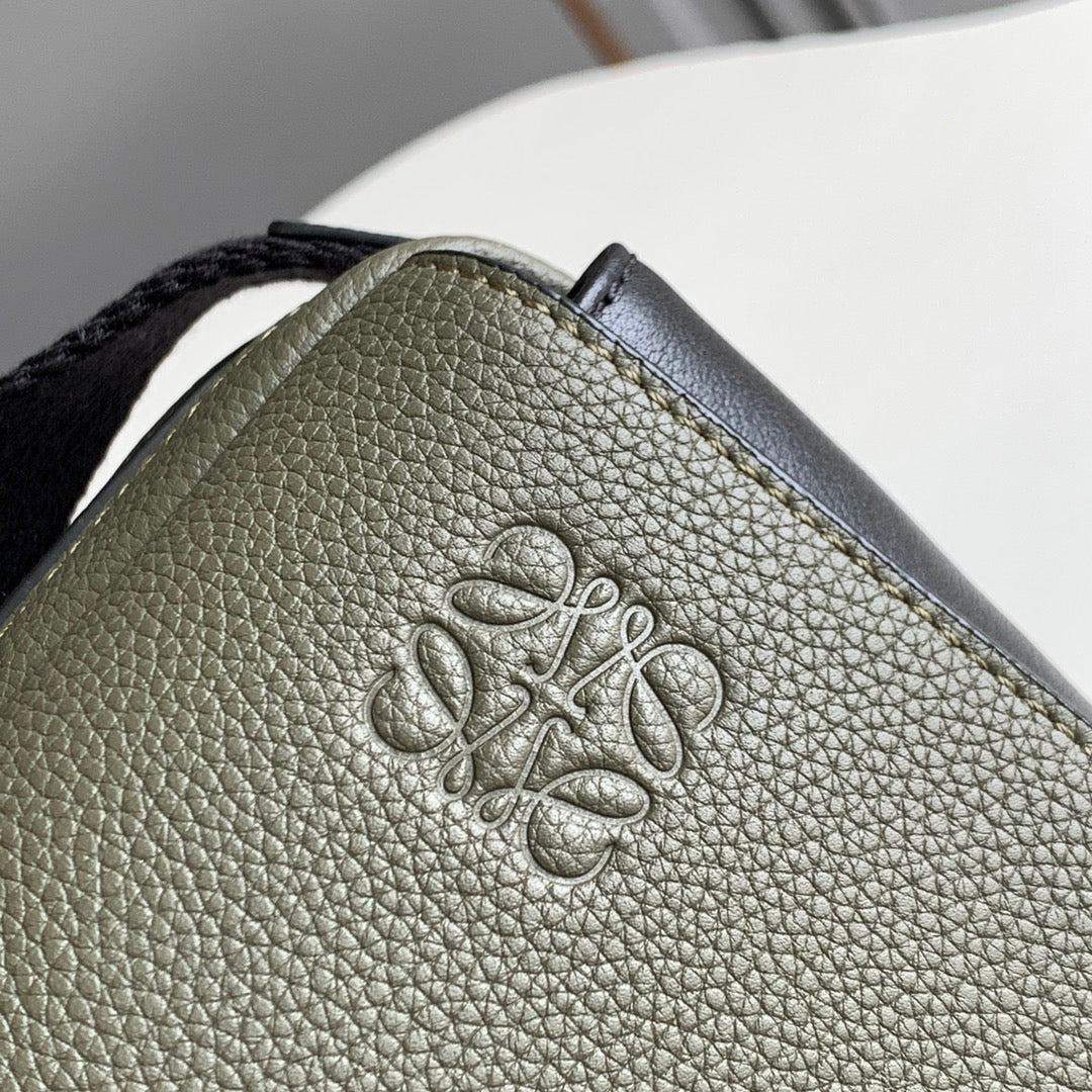 LO Messenger Bag
