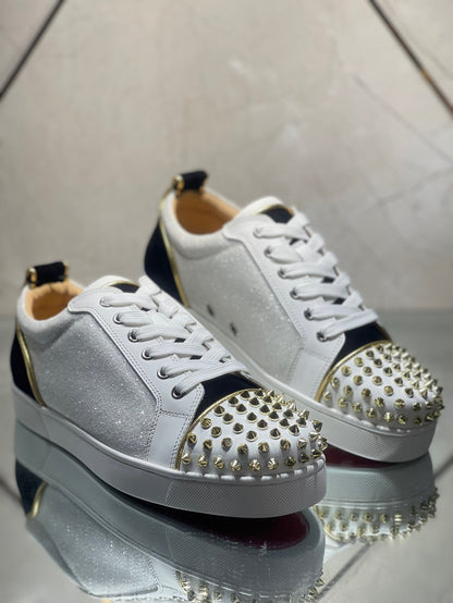 Sneakers & Shoes