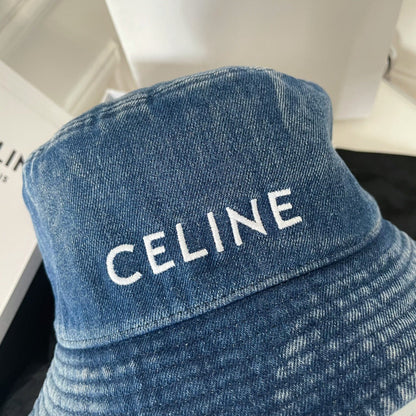 Caps