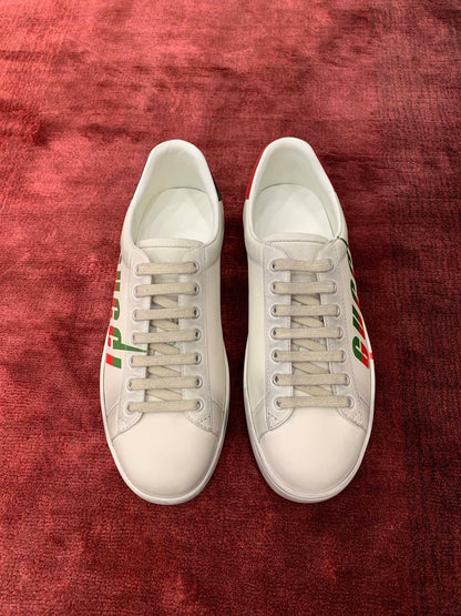 Sneakers & Shoes