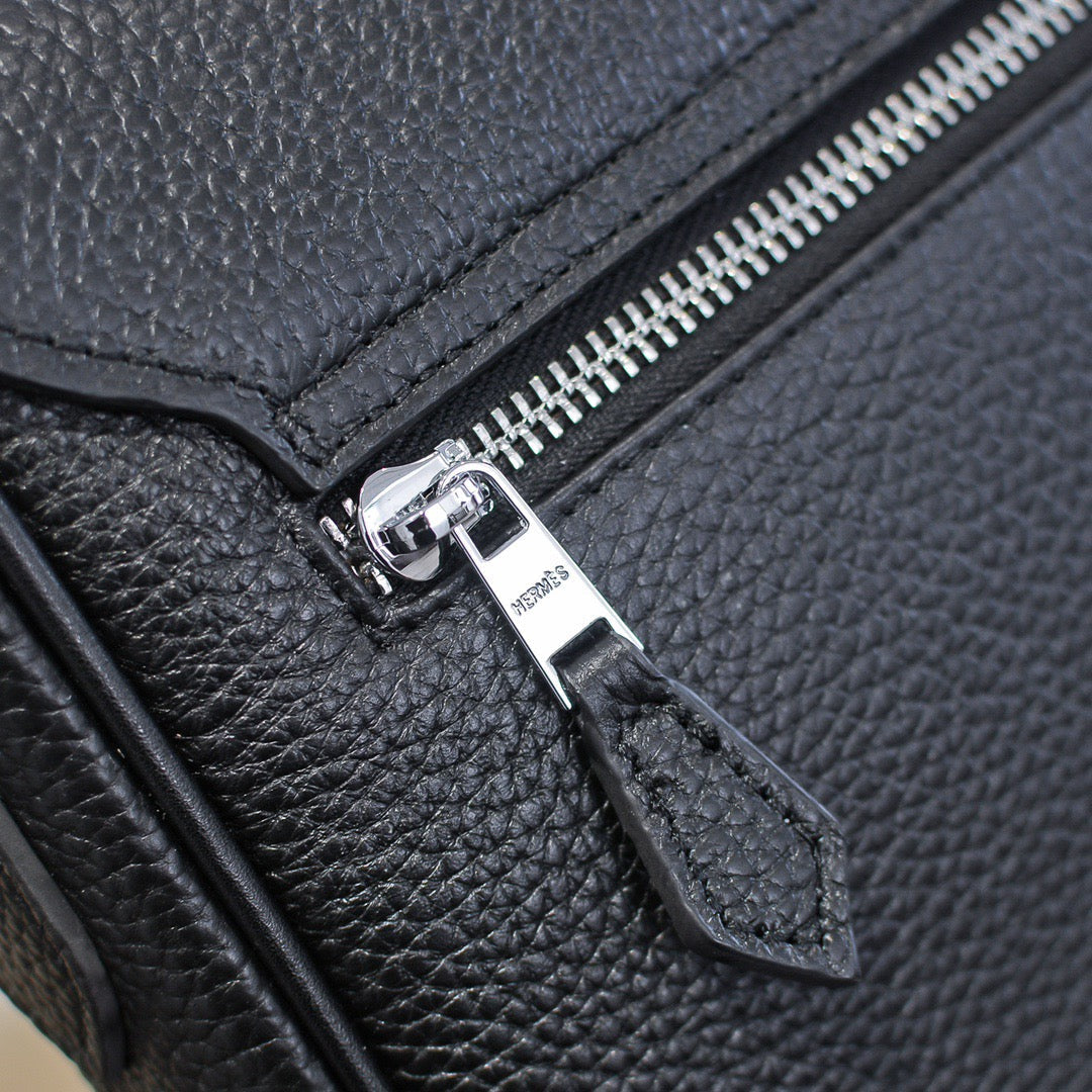 HERM Sling Bag